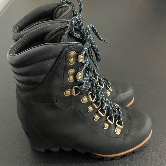 Sorel Conquest Wedge Heel Boots Lace Up Waterproof Leather Combat Hiking Black - Picture 6 of 13